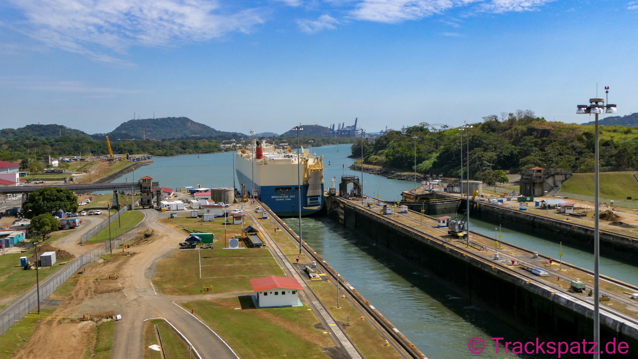 14 Panama Kanal